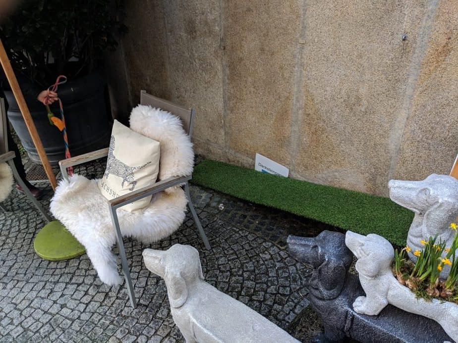 l'entrée du musée du Dachshund, à Passau
